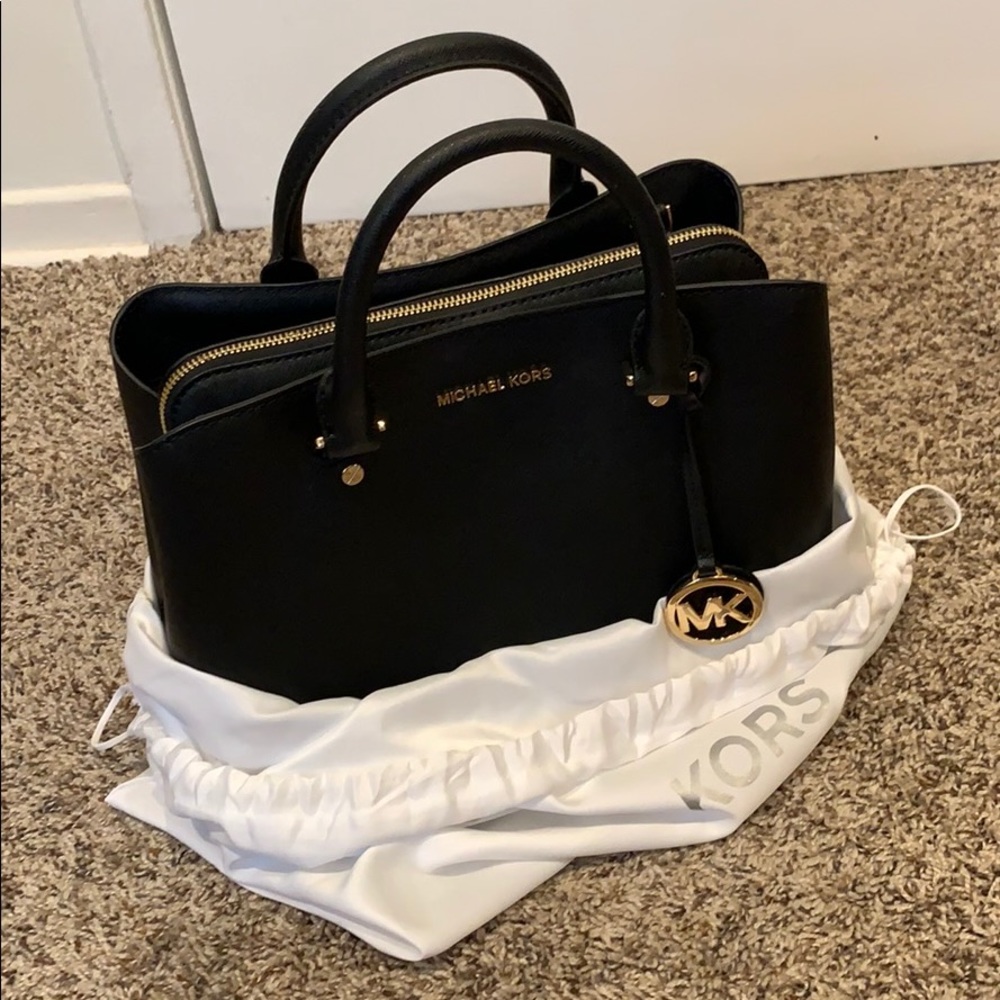 Michael Kors Blck Saffiano Leather Tote